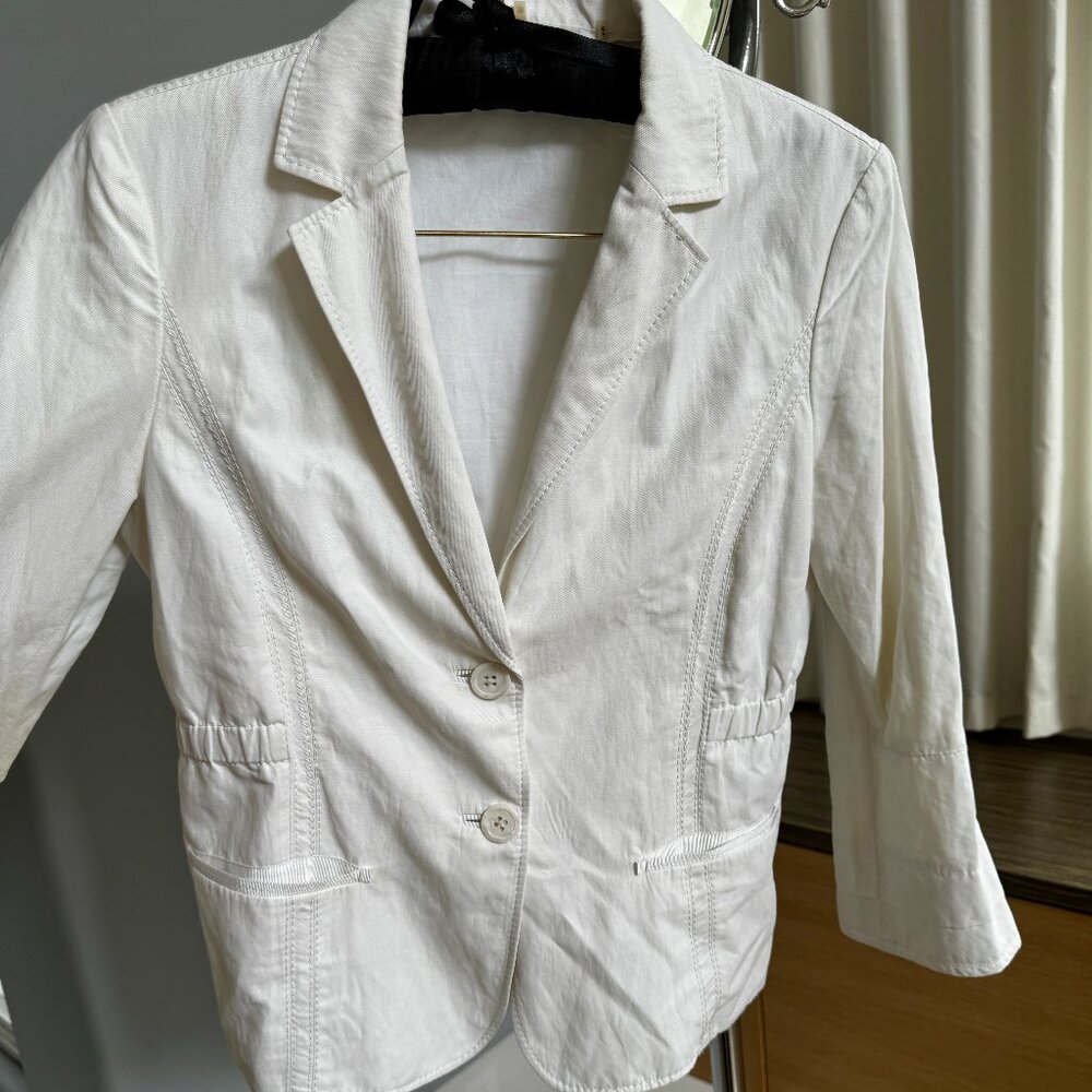 Elle Tahari White Summer Jacket